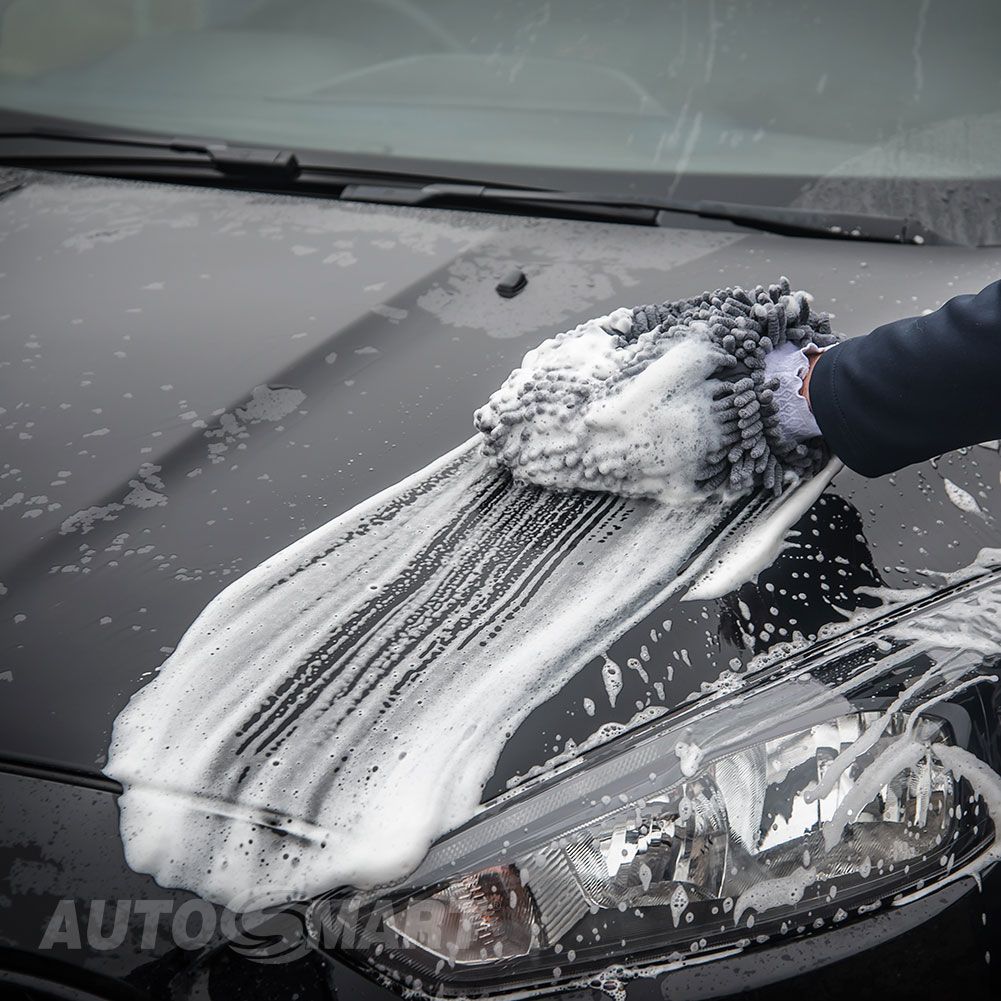 Duet - Premium Wash and Wax Shampoo 1galA pH neutral, superior wash and wax concentrate product which has an excellent deep cleaning action for removing dirt and traffic film. Leaves a high wax, high gloss finish on paintwork, giving protection against th