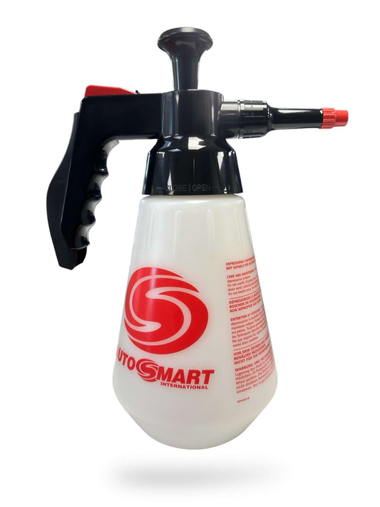 1.5ltr Solvent Resistant Pump SprayerAutosmarts solvent sprayer makes it quick and easy to dispense cleaning chemicals onto the surface. With heavy duty seals and components this pump sprayer is a perfect detailers tool to get the job done quickly and eff